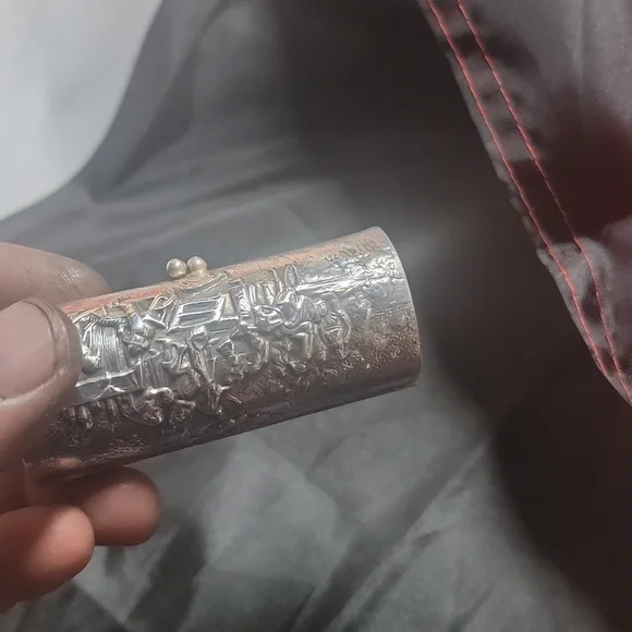 Antique Mini box For cigarette dust To throw
